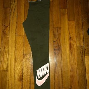 Nike workout leggings